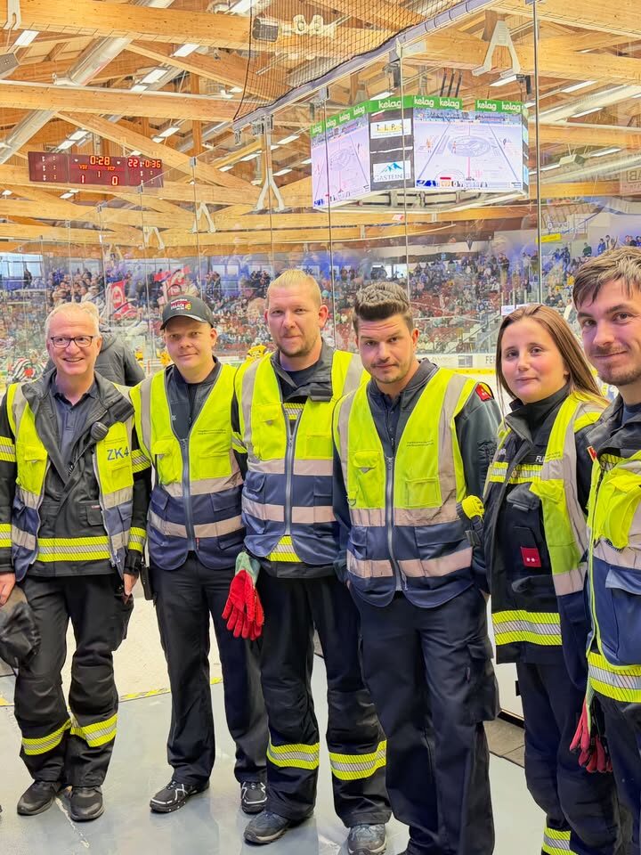 🚒 Personenrettung in Villach-Warmbad Am 18. Oktober retteten wir gemeinsam mit der FF Judendorf einen Rollstuhlfahrer, d